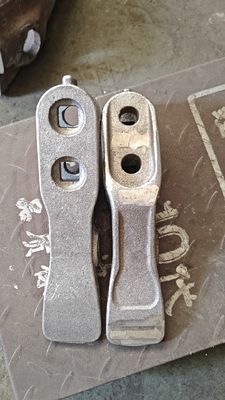 耐摩耗性 JCB Hidromek 102S 歯およびサイド カッター 81010605 81010630 81010640Alloy 鋼材