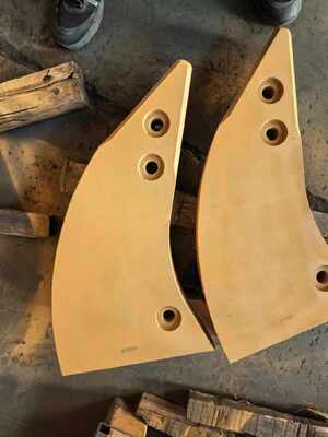 8E8418 TIGブルドーザーリッパー・シェンク パーツ 交換用 スキャリファ・シェンク / 鼻 / 保護具